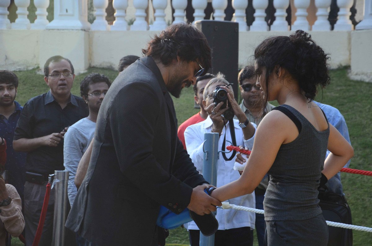 R Madhavan and Ritika Singh