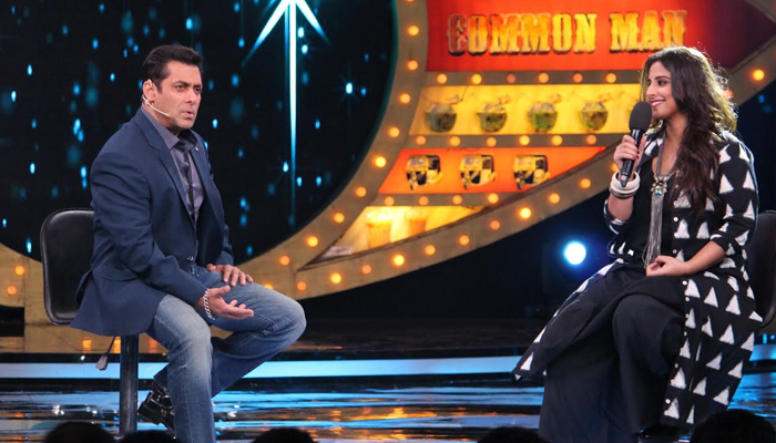 Salman Khan plays a game with Vidya Balan