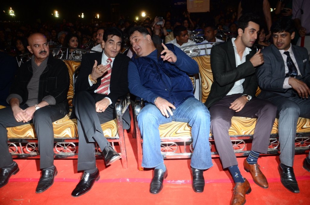 Rakesh Roshan, Jeetendra, Rishi Kapoor, Ranbir Kapoor at Umang 2016