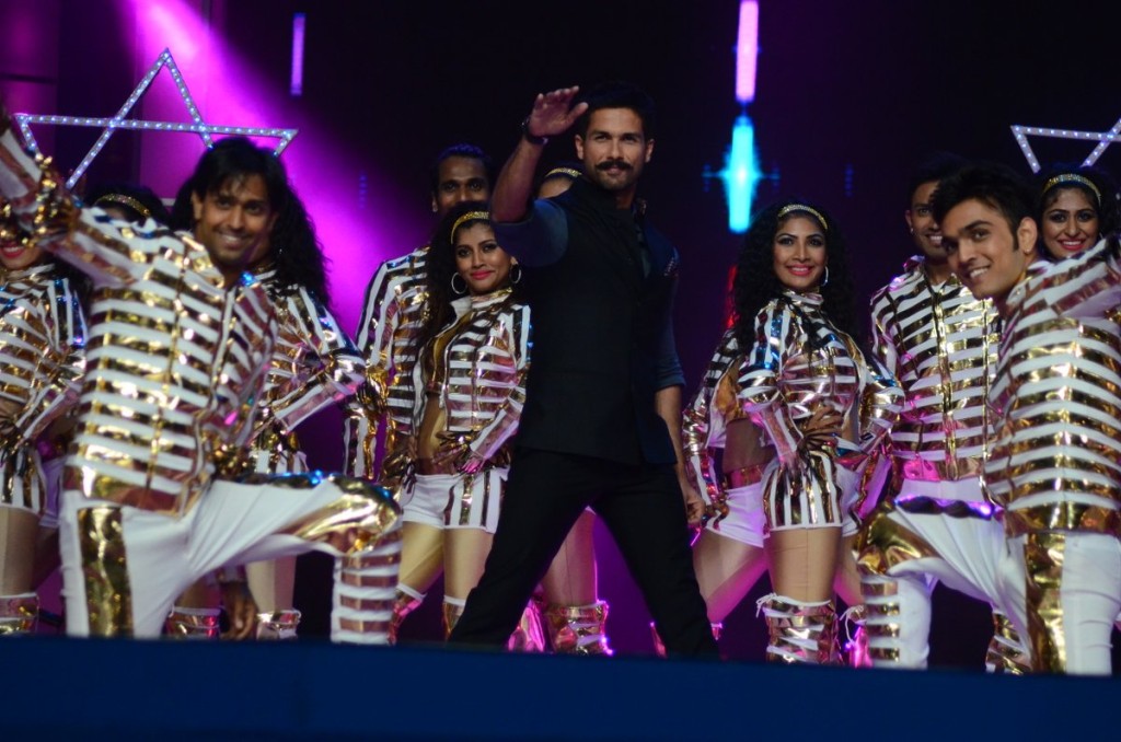 Shahid Kapoor at Umang 2016