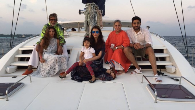 Bachchan Family: Amitabh, Shweta, Aishwarya Rai, Aaradhya, Jaya and Abhishek. Image Courtesy: Facebook