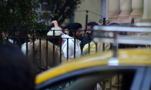 Snapped Shah Rukh Khan shoots for Raees in Mumbai