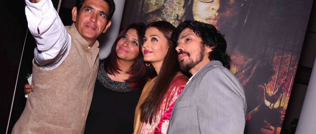 Director Omung Kumar, Richa Chadha, Aishwarya Rai Bachchan, Darshan Kumar at Sarbjit poster launch