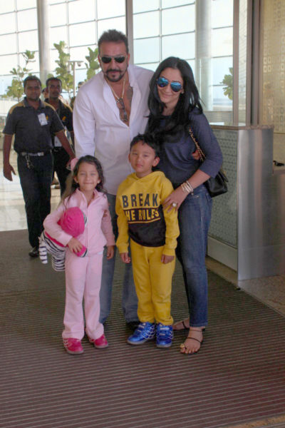 Sanjay Dutt, Manyata with kids Shahraan and Iqra