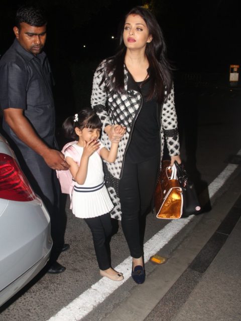 Aaradhya, Aishwarya Rai Bachchan (3)