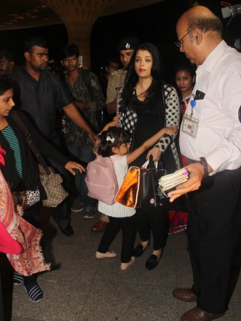 Aaradhya, Aishwarya Rai Bachchan