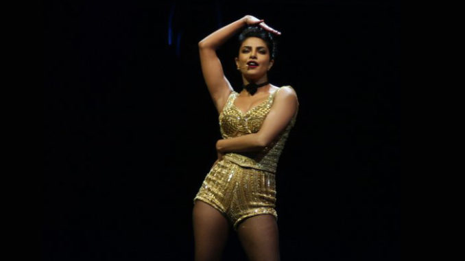 Priyanka Chopra performing at IIFA awards 2016