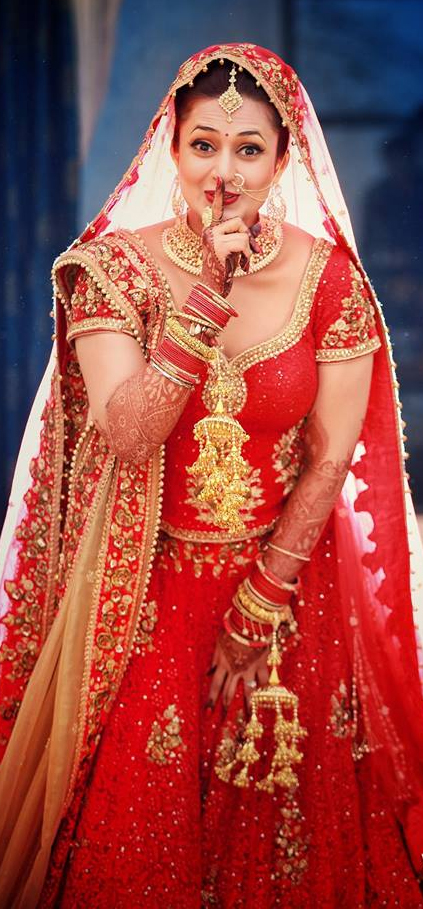 The Latest Pictures Of Divyanka Tripathi And Vivek Dahiya's Wedding Are  Wonderfully Grand