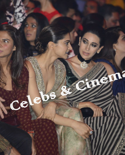 Deepika Padukone, Karisma Kapoor at the Grand Finale of Lakme Fashion Week 2016