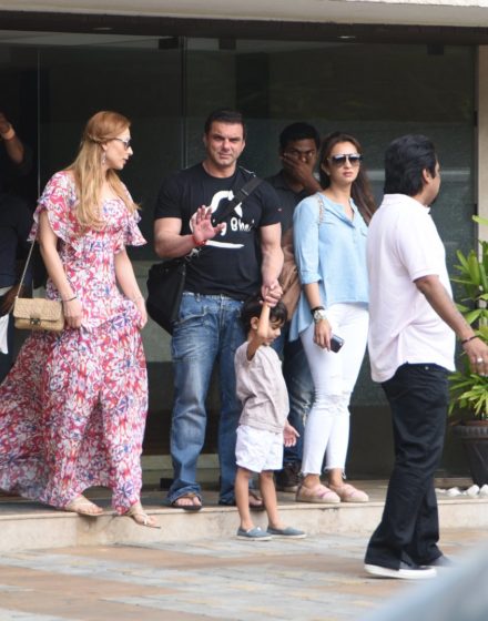 Iulia Vantur, Sohail Khan, Seema Khan