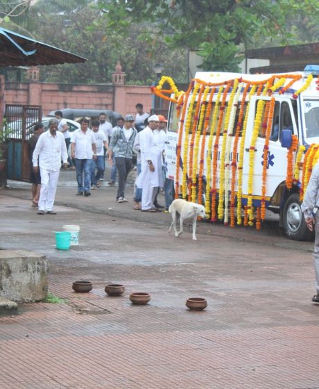 Krushna Abhishek’s father’s funeralKrushna Abhishek’s father’s funeral