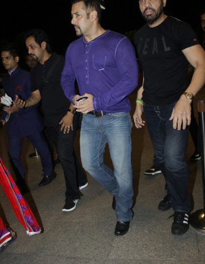 Salman Khan spotted at the airport, departs for Dubai