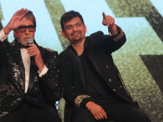 Amitabh Bachchan, Gaurang Doshi at the launch of Aankhen 2