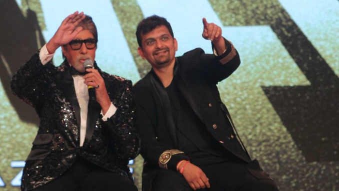 Amitabh Bachchan, Gaurang Doshi at the launch of Aankhen 2