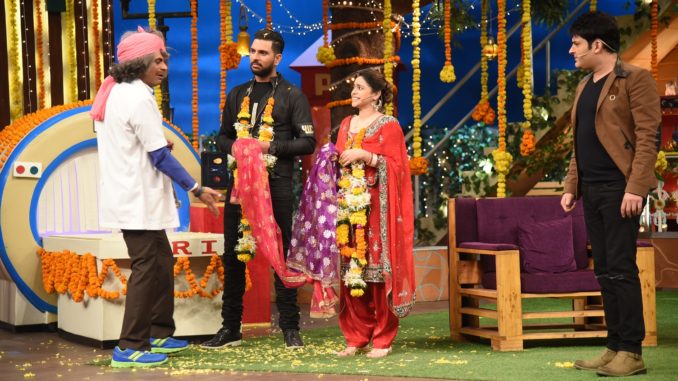 Sunil Grover, Yuvraj Singh, Sumona Chakravarti