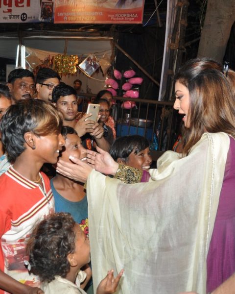 Sushmita Sen with kids