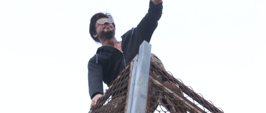 Shah Rukh Khan waves to his fans outside Mannat