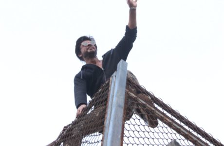 Shah Rukh Khan waves to his fans outside Mannat