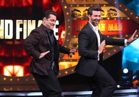 Hrithik Roshan shakes a leg with Salman Khan