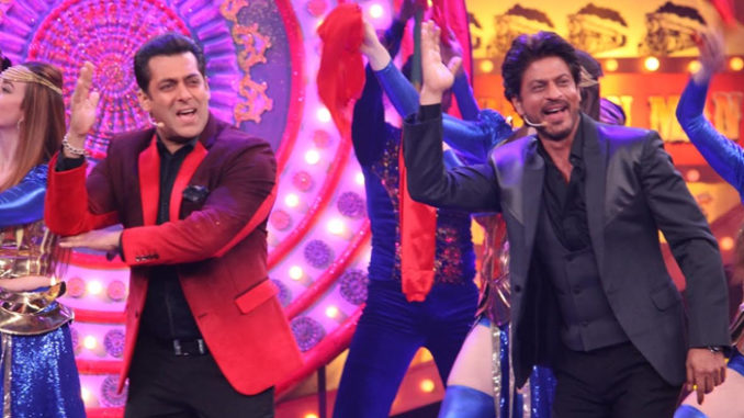Salman, Shah Rukh Khan perform on stage