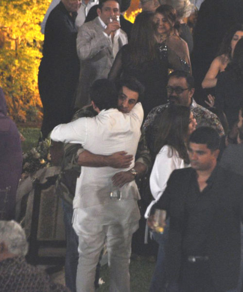Ranbir Kapoor hugs Saif Ali Khan