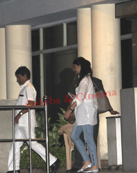 Aishwarya Rai Bachchan at Lilavati Hospital