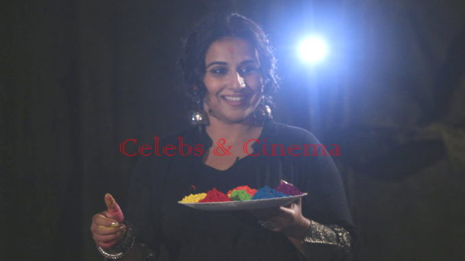 Vidya Balan celebrates Holi during Begum Jaan promotions