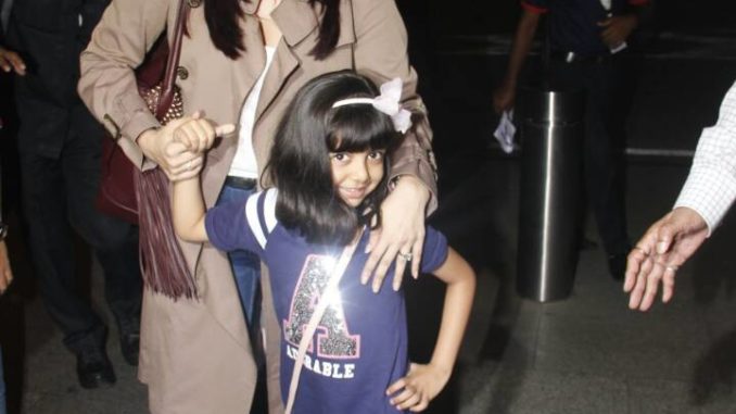 Aishwarya Rai Bachchan with Aaradhya Bachchan