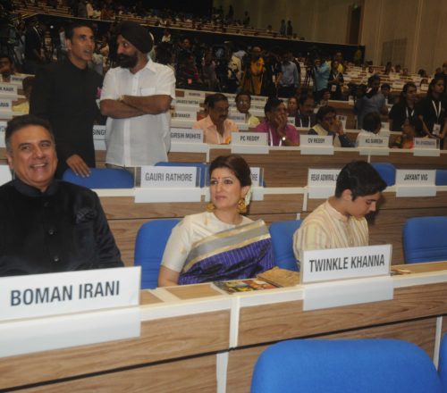 Boman Irani, Twinkle Khanna with son Aarav