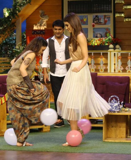 Sumona Chakravarti, Kapil Sharma, Kriti Sanon