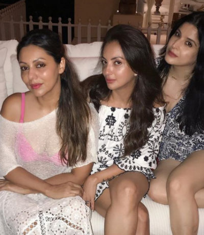 Gauri Khan poses with friends