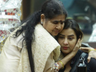 Shilpa Shinde with her mother